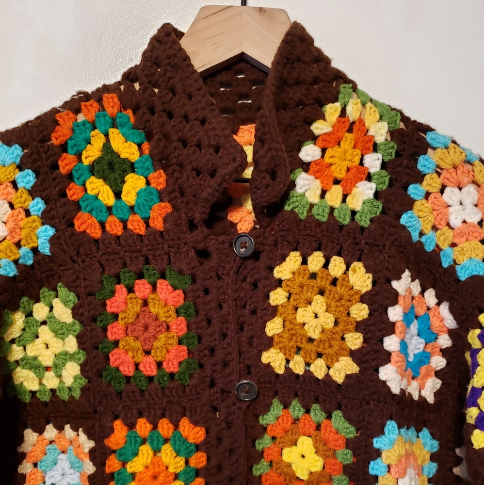š„VINTAGE | Grandma's Hand-Crocheted Jacket 1970s - Picture 6 of 16